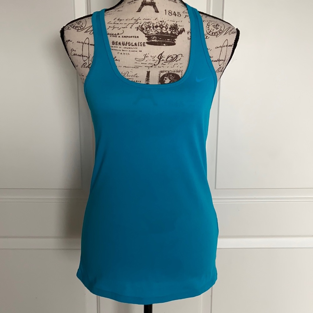 THE NIKE TEE DRI-FIT RACERBACK TANK